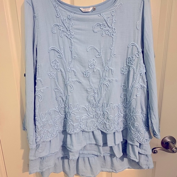 Kaktus Tops - Kaktus Embroidered Light Blue Top Size M